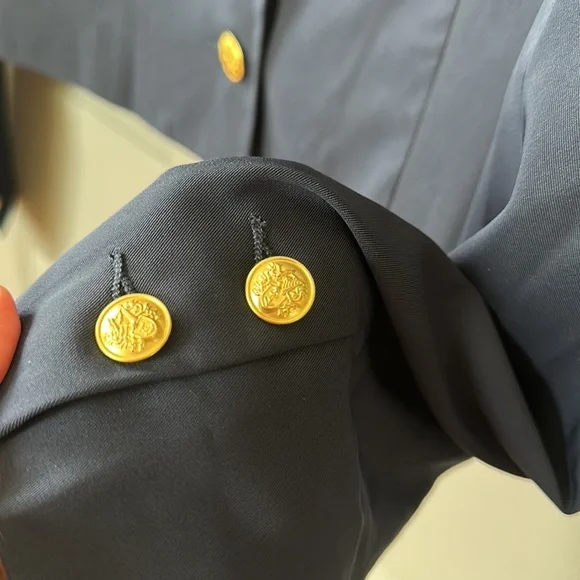 I Love H81 Cropped Blazer - Picture 3 of 7